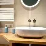 Dimora Degli Incrociati 5 - St Brignole Fiera Del Mare - Genovabb It *